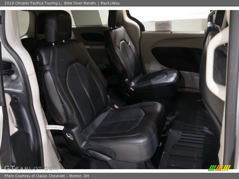 Billet Silver Metallic / Black/Alloy 2019 Chrysler Pacifica Touring L