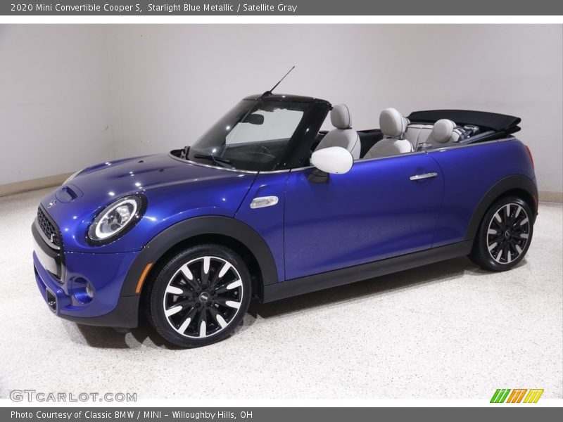 Front 3/4 View of 2020 Convertible Cooper S