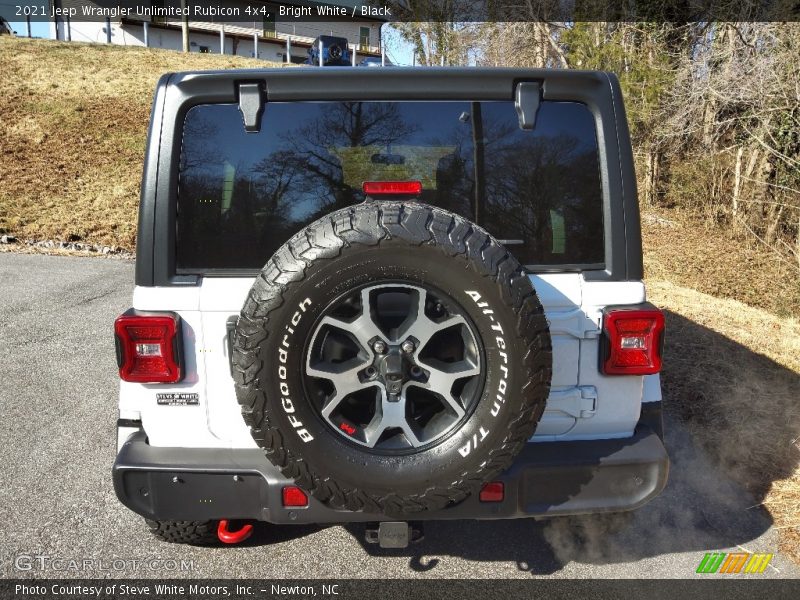 Bright White / Black 2021 Jeep Wrangler Unlimited Rubicon 4x4