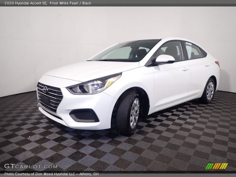 Frost White Pearl / Black 2020 Hyundai Accent SE