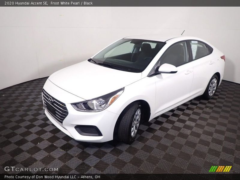 Frost White Pearl / Black 2020 Hyundai Accent SE