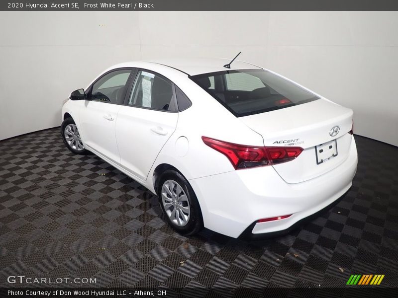 Frost White Pearl / Black 2020 Hyundai Accent SE