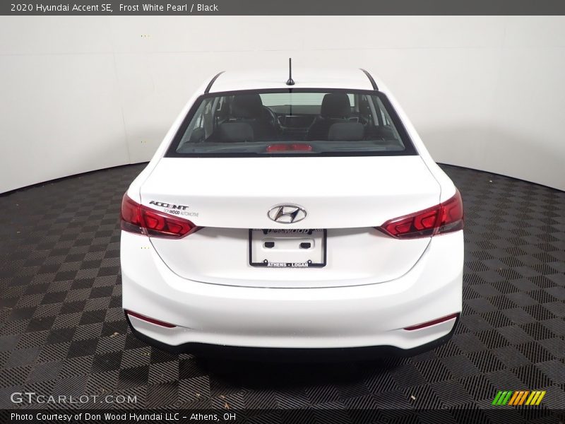 Frost White Pearl / Black 2020 Hyundai Accent SE