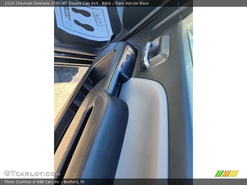 Black / Dark Ash/Jet Black 2016 Chevrolet Silverado 1500 WT Double Cab 4x4
