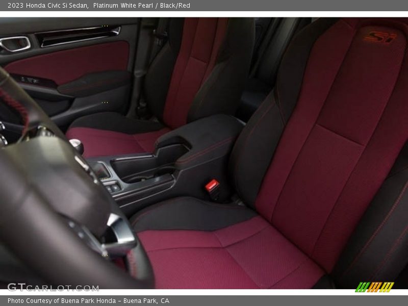 Front Seat of 2023 Civic Si Sedan