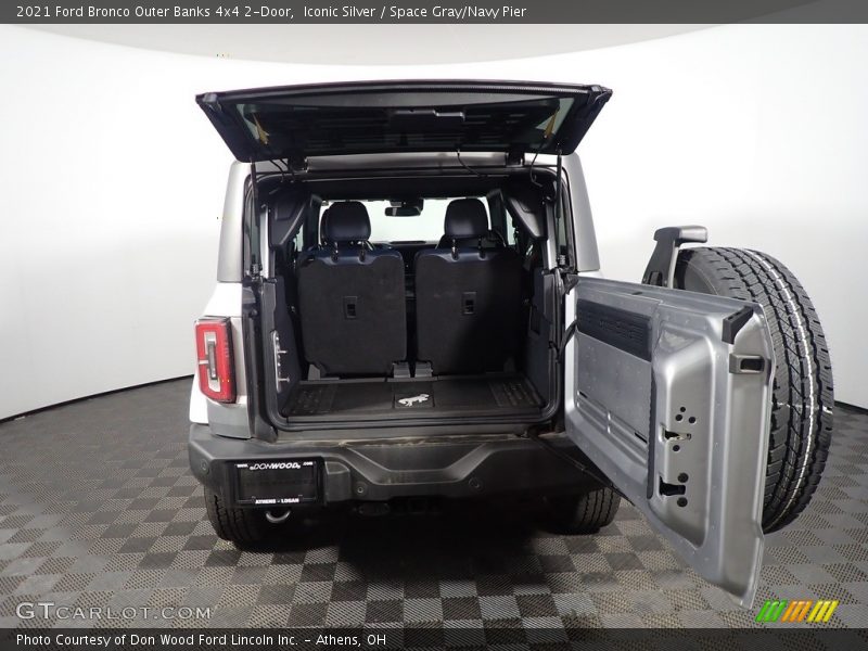  2021 Bronco Outer Banks 4x4 2-Door Trunk