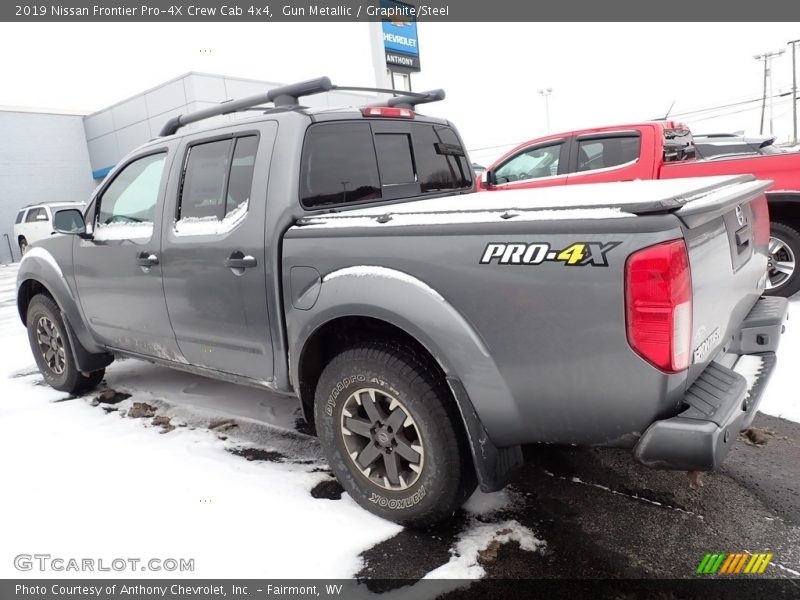 Gun Metallic / Graphite/Steel 2019 Nissan Frontier Pro-4X Crew Cab 4x4