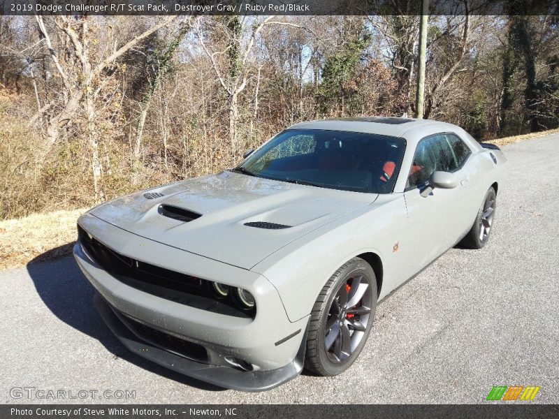 Destroyer Gray / Ruby Red/Black 2019 Dodge Challenger R/T Scat Pack