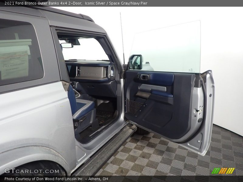 Door Panel of 2021 Bronco Outer Banks 4x4 2-Door