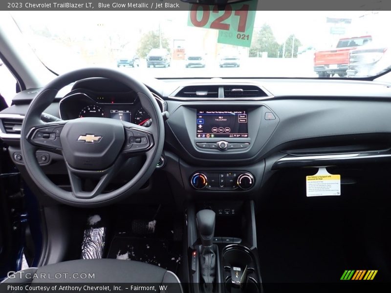 Blue Glow Metallic / Jet Black 2023 Chevrolet TrailBlazer LT