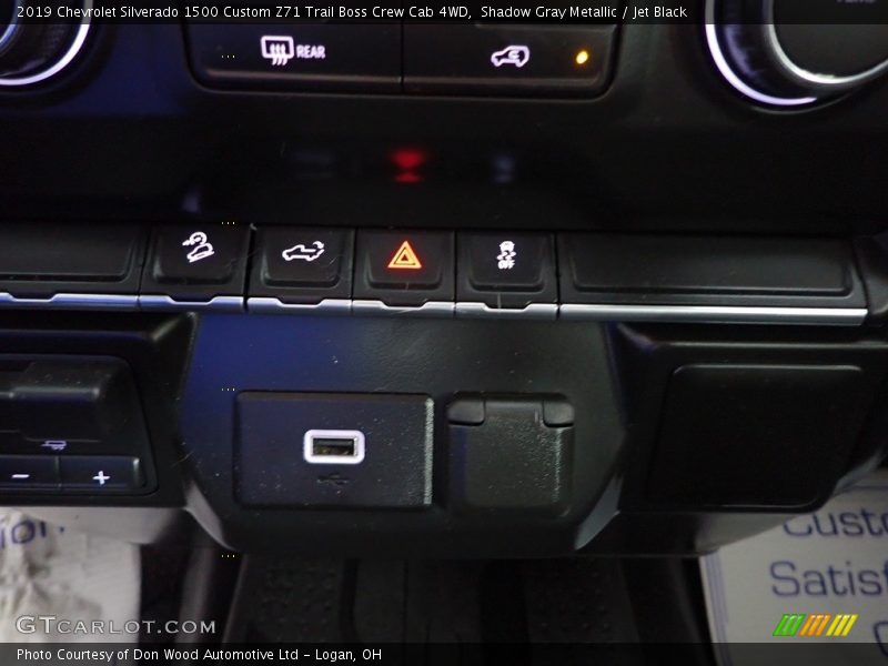 Shadow Gray Metallic / Jet Black 2019 Chevrolet Silverado 1500 Custom Z71 Trail Boss Crew Cab 4WD