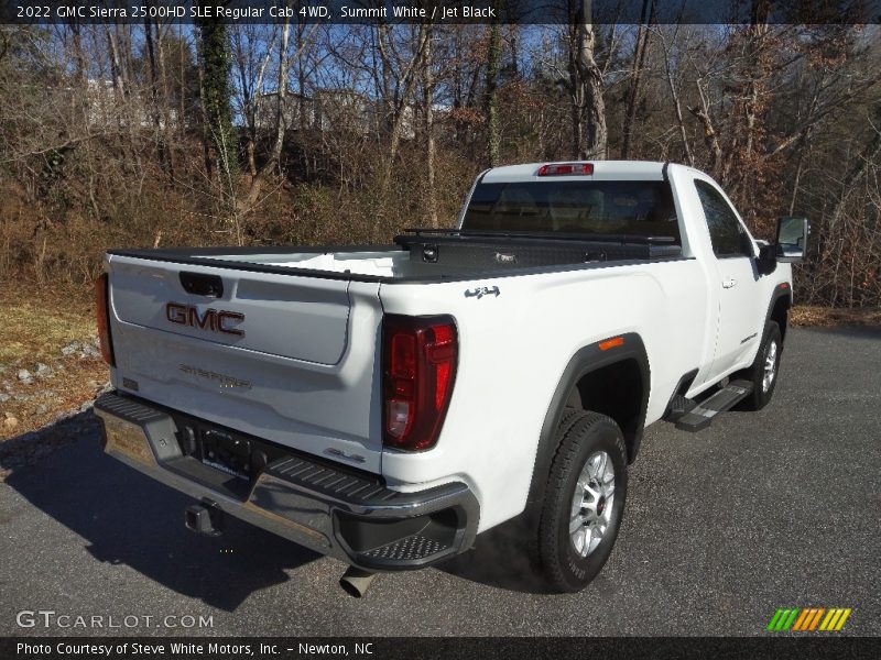 Summit White / Jet Black 2022 GMC Sierra 2500HD SLE Regular Cab 4WD
