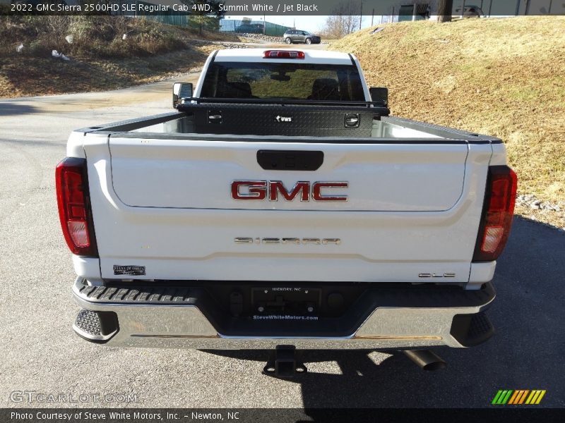 Summit White / Jet Black 2022 GMC Sierra 2500HD SLE Regular Cab 4WD