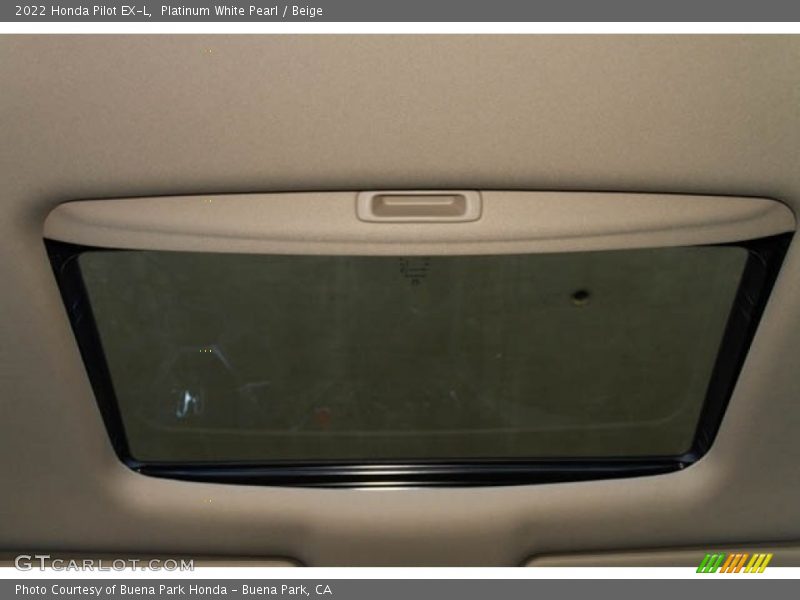 Platinum White Pearl / Beige 2022 Honda Pilot EX-L