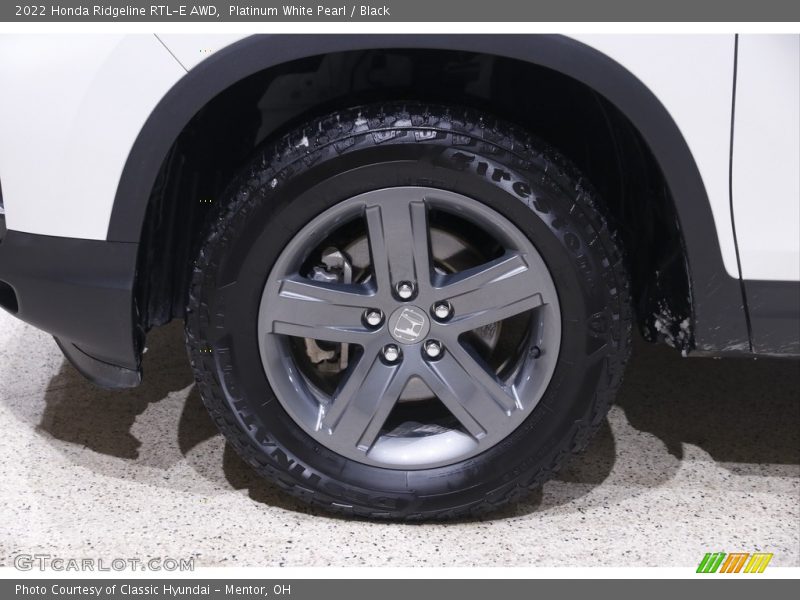 Platinum White Pearl / Black 2022 Honda Ridgeline RTL-E AWD