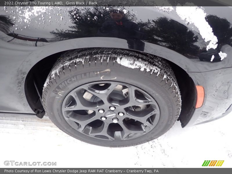 Gloss Black / Black 2022 Chrysler 300 Touring L AWD