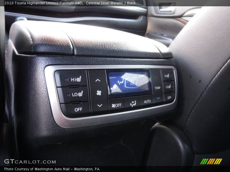 Celestial Silver Metallic / Black 2019 Toyota Highlander Limited Platinum AWD