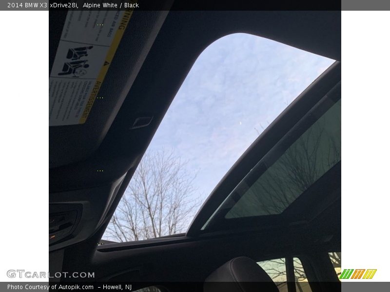 Alpine White / Black 2014 BMW X3 xDrive28i