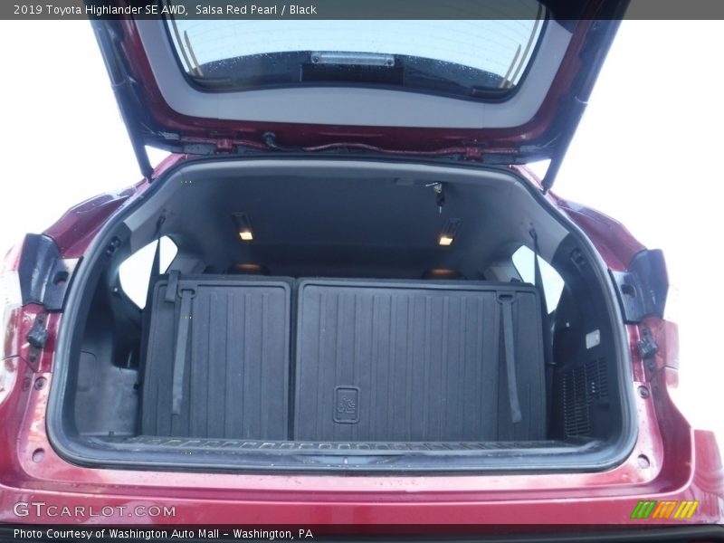 Salsa Red Pearl / Black 2019 Toyota Highlander SE AWD
