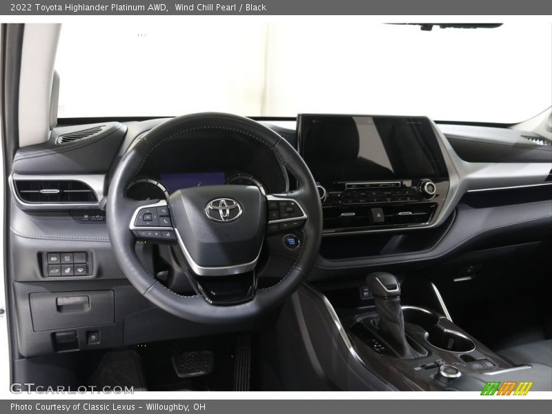 Wind Chill Pearl / Black 2022 Toyota Highlander Platinum AWD