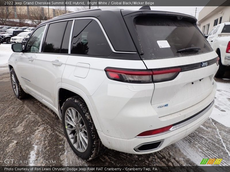 Bright White / Global Black/Wicker Beige 2022 Jeep Grand Cherokee Summit 4XE Hybrid