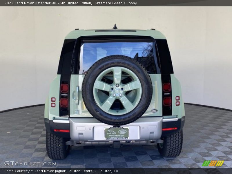 Grasmere Green / Ebony 2023 Land Rover Defender 90 75th Limited Edition