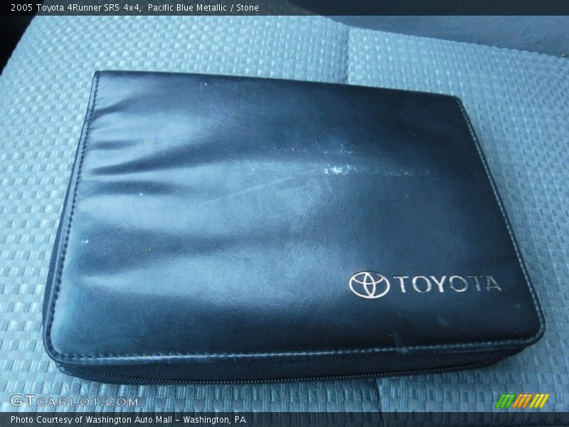 Pacific Blue Metallic / Stone 2005 Toyota 4Runner SR5 4x4