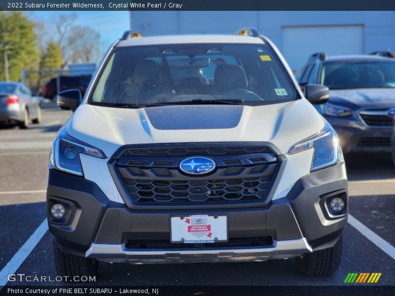 Crystal White Pearl / Gray 2022 Subaru Forester Wilderness