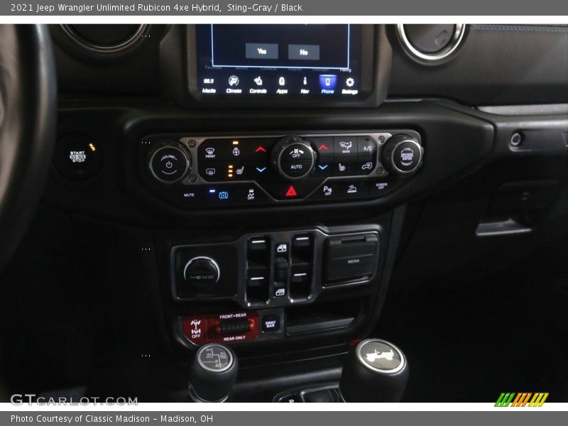 Controls of 2021 Wrangler Unlimited Rubicon 4xe Hybrid