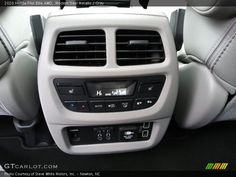 Controls of 2020 Pilot Elite AWD