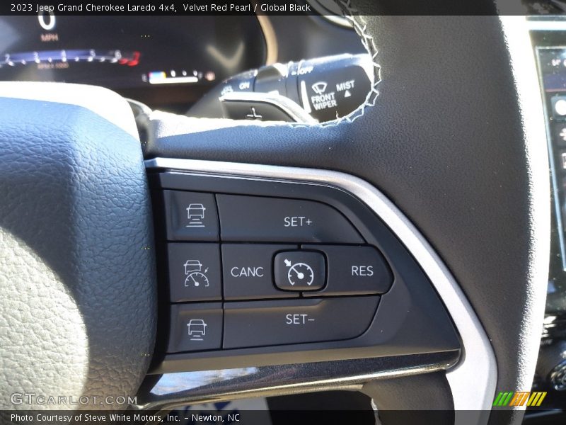  2023 Grand Cherokee Laredo 4x4 Steering Wheel