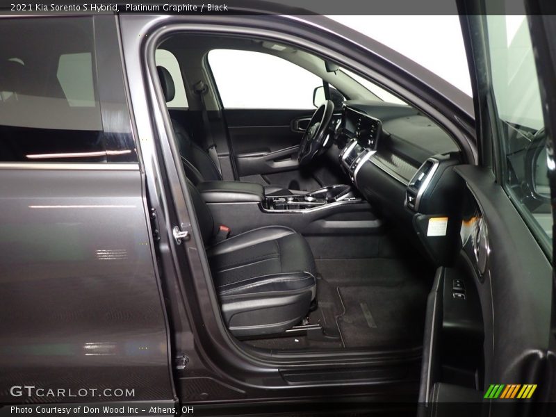 Front Seat of 2021 Sorento S Hybrid
