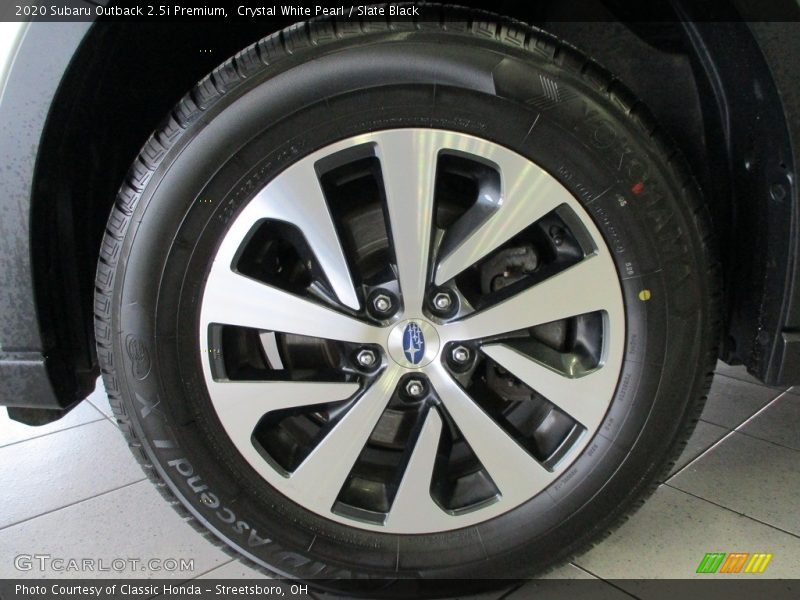 Crystal White Pearl / Slate Black 2020 Subaru Outback 2.5i Premium