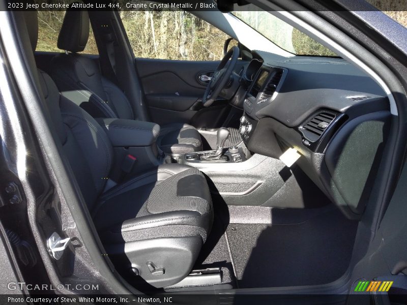 Granite Crystal Metallic / Black 2023 Jeep Cherokee Altitude Lux 4x4