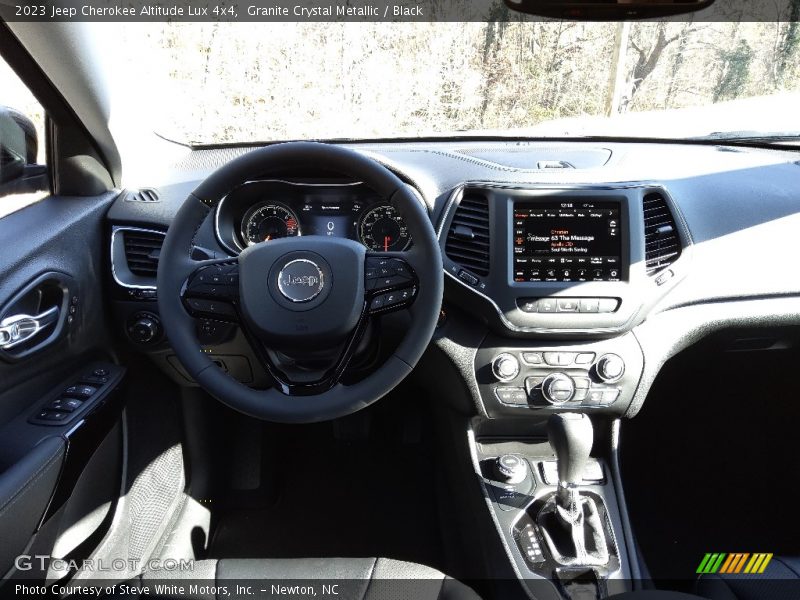 Granite Crystal Metallic / Black 2023 Jeep Cherokee Altitude Lux 4x4