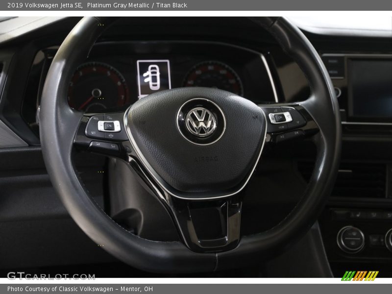 Platinum Gray Metallic / Titan Black 2019 Volkswagen Jetta SE