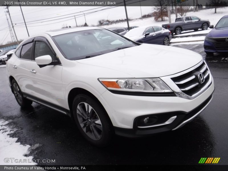 Front 3/4 View of 2015 Crosstour EX-L V6 4WD