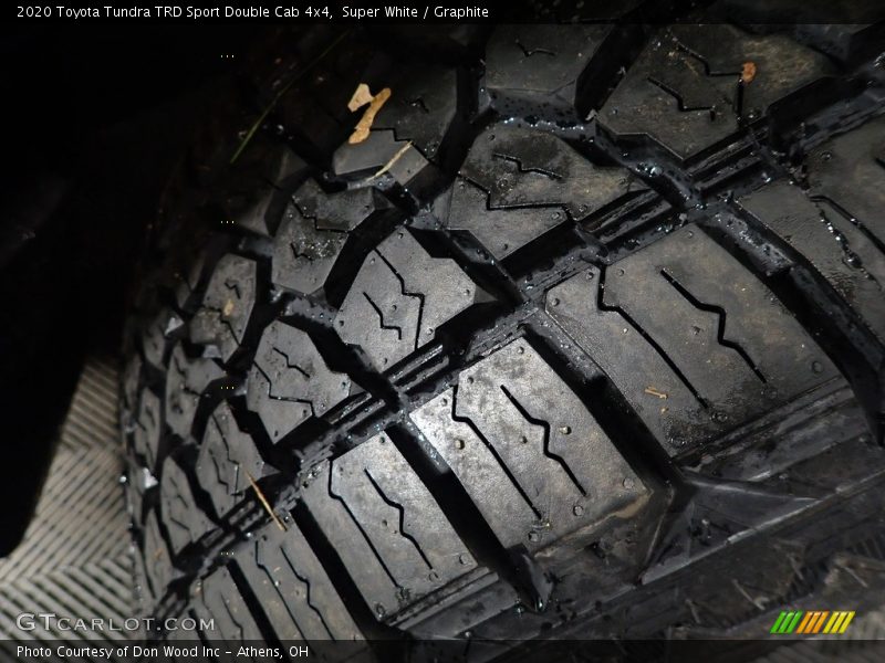 Super White / Graphite 2020 Toyota Tundra TRD Sport Double Cab 4x4