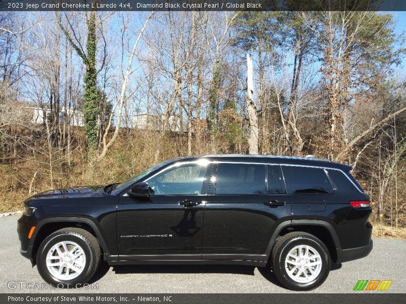 Diamond Black Crystal Pearl / Global Black 2023 Jeep Grand Cherokee L Laredo 4x4