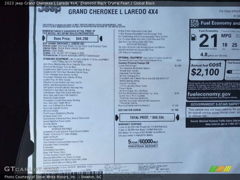 Diamond Black Crystal Pearl / Global Black 2023 Jeep Grand Cherokee L Laredo 4x4