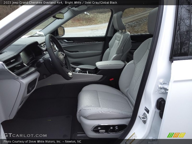 Front Seat of 2023 Grand Cherokee Overland 4x4