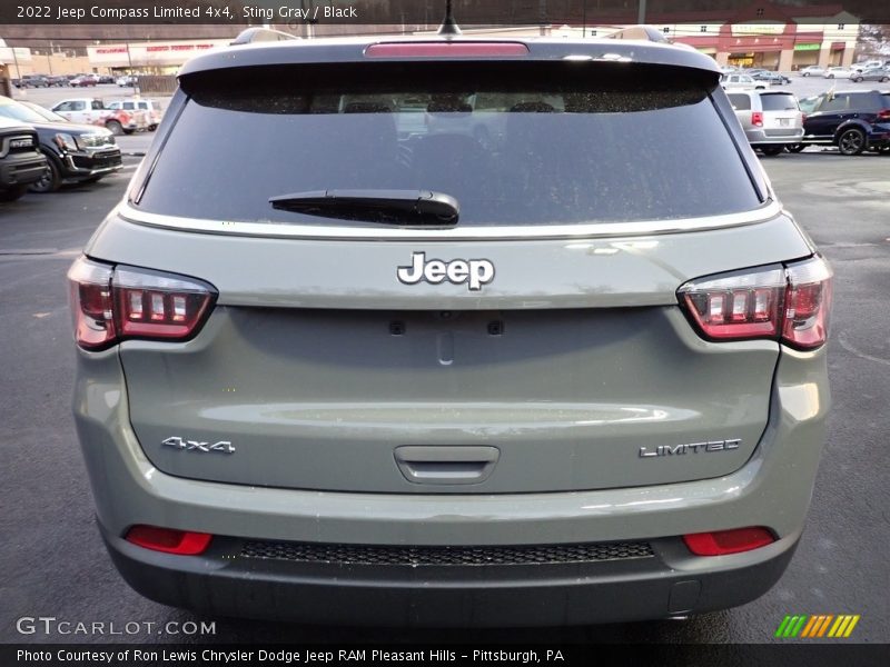 Sting Gray / Black 2022 Jeep Compass Limited 4x4