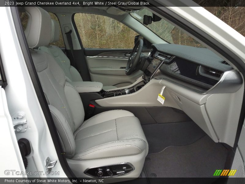 Front Seat of 2023 Grand Cherokee Overland 4x4