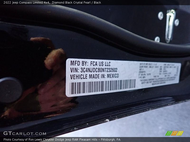 Diamond Black Crystal Pearl / Black 2022 Jeep Compass Limited 4x4