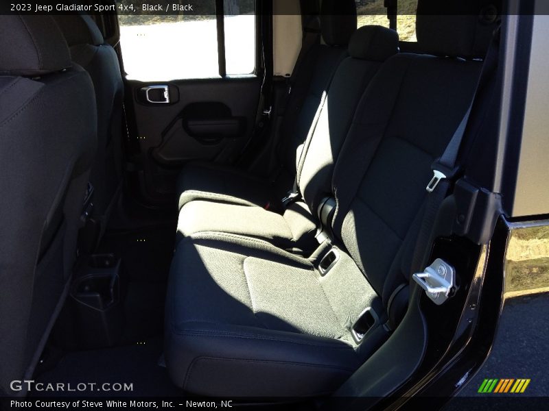 Black / Black 2023 Jeep Gladiator Sport 4x4