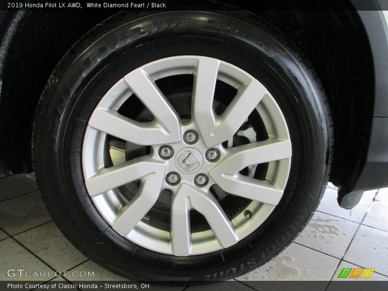 White Diamond Pearl / Black 2019 Honda Pilot LX AWD