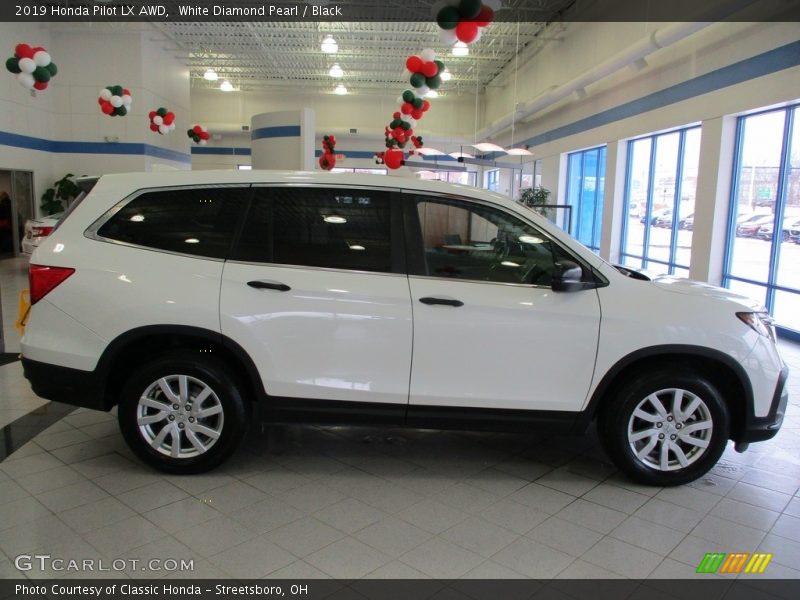 White Diamond Pearl / Black 2019 Honda Pilot LX AWD