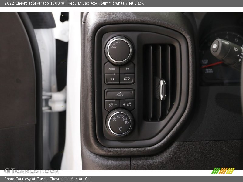 Summit White / Jet Black 2022 Chevrolet Silverado 1500 WT Regular Cab 4x4