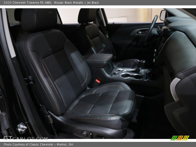 Mosaic Black Metallic / Jet Black 2020 Chevrolet Traverse RS AWD
