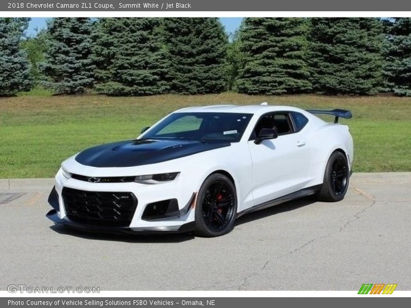 Front 3/4 View of 2018 Camaro ZL1 Coupe
